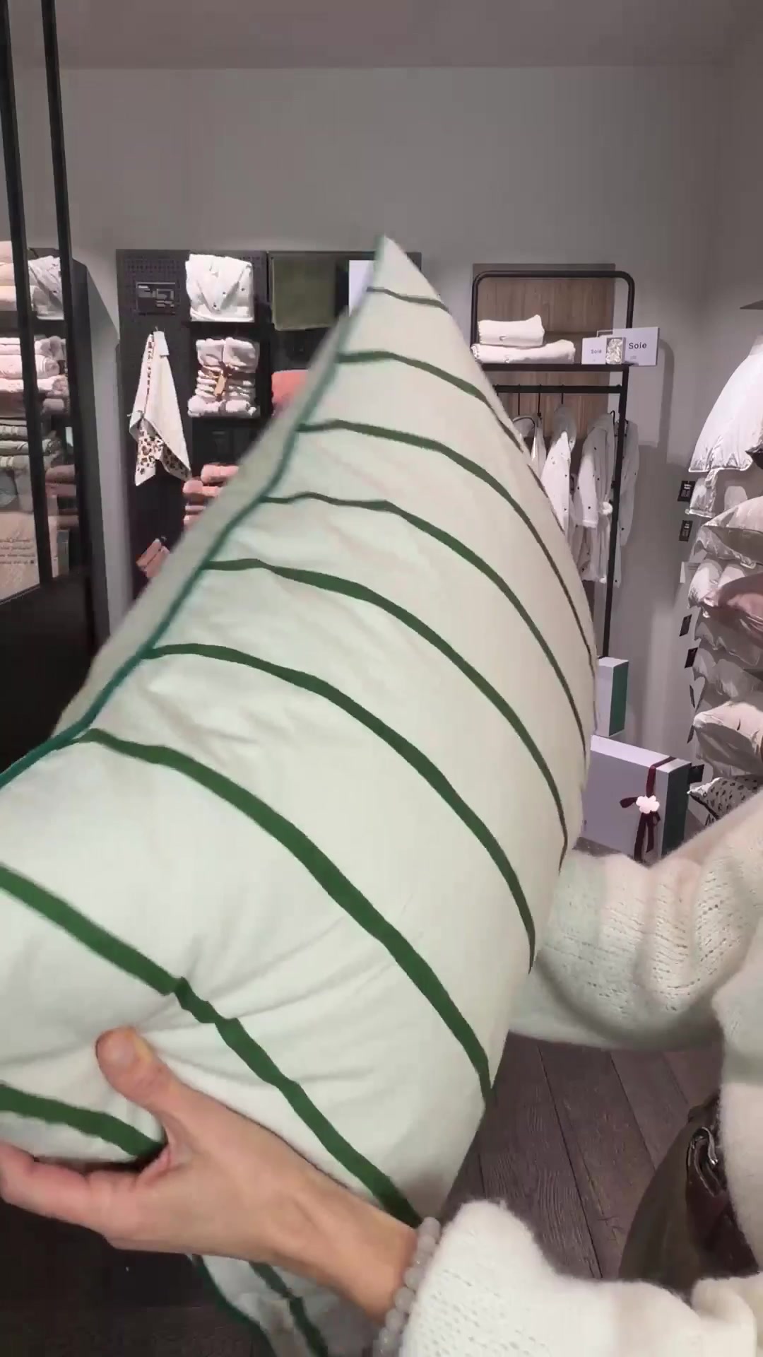 Les belles idées cadeaux en live avec Carré Blanc 7